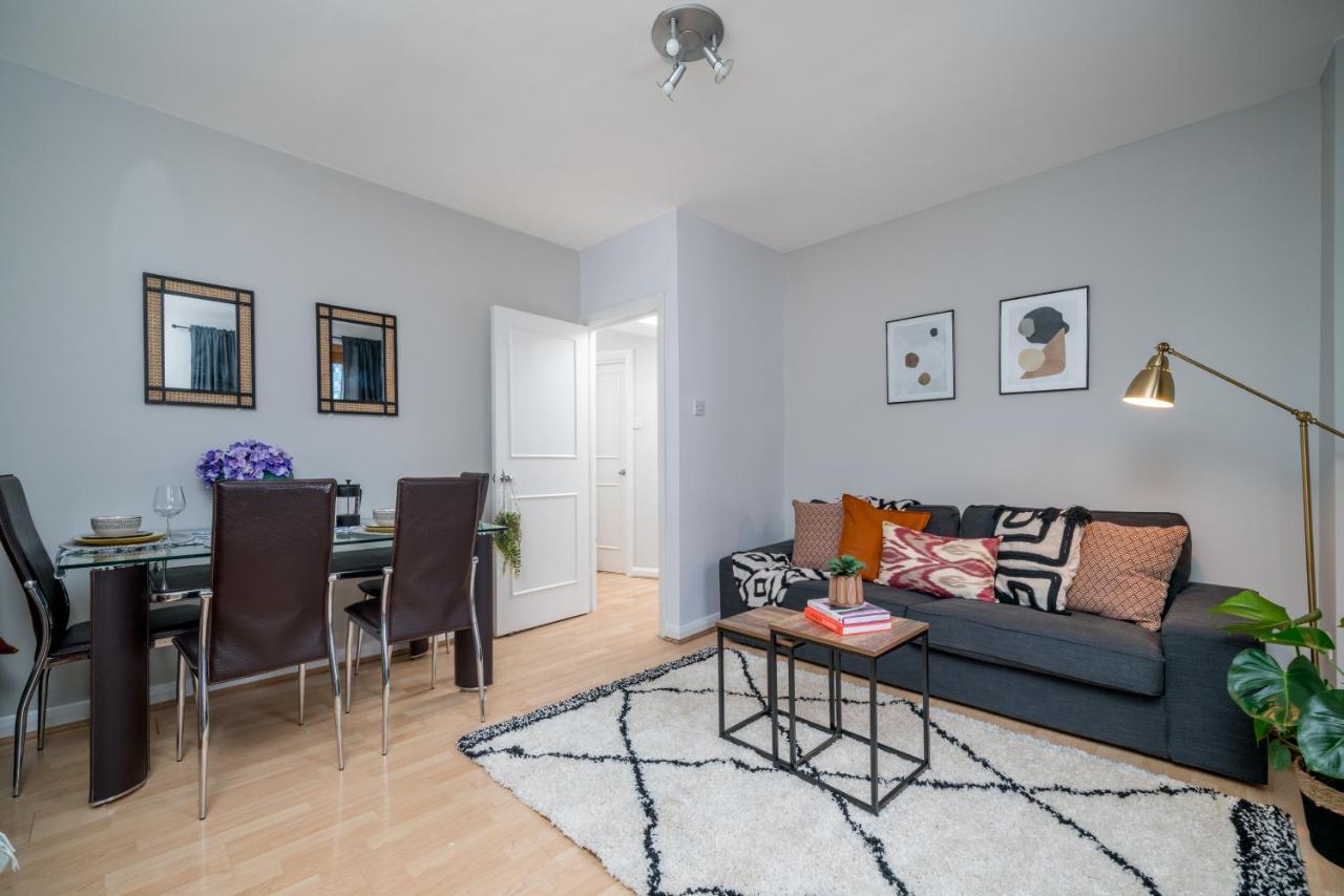 Apartment By Liverpool Street/ Spitalfields Market Лондон Екстер'єр фото